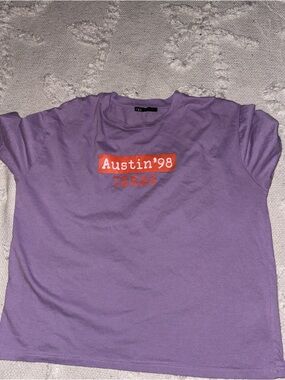Zara Lavender Short Sleeve Tee with Red 'Austin '98 Texas' Graphic